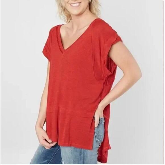 Free People We The Free Voyage T Shirt Red Orange Oversized T Shirt V Neck Sz XS - Picture 1 of 7